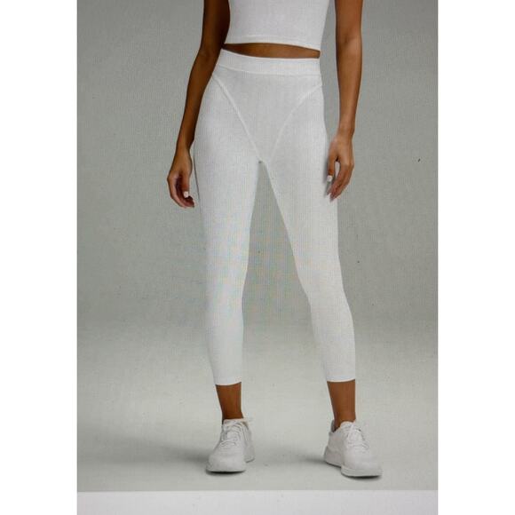 LULULEMON Wunder Train Aerobic High-Rise Tight 25" Women's White Sz 6 NWT - Picture 3 of 12